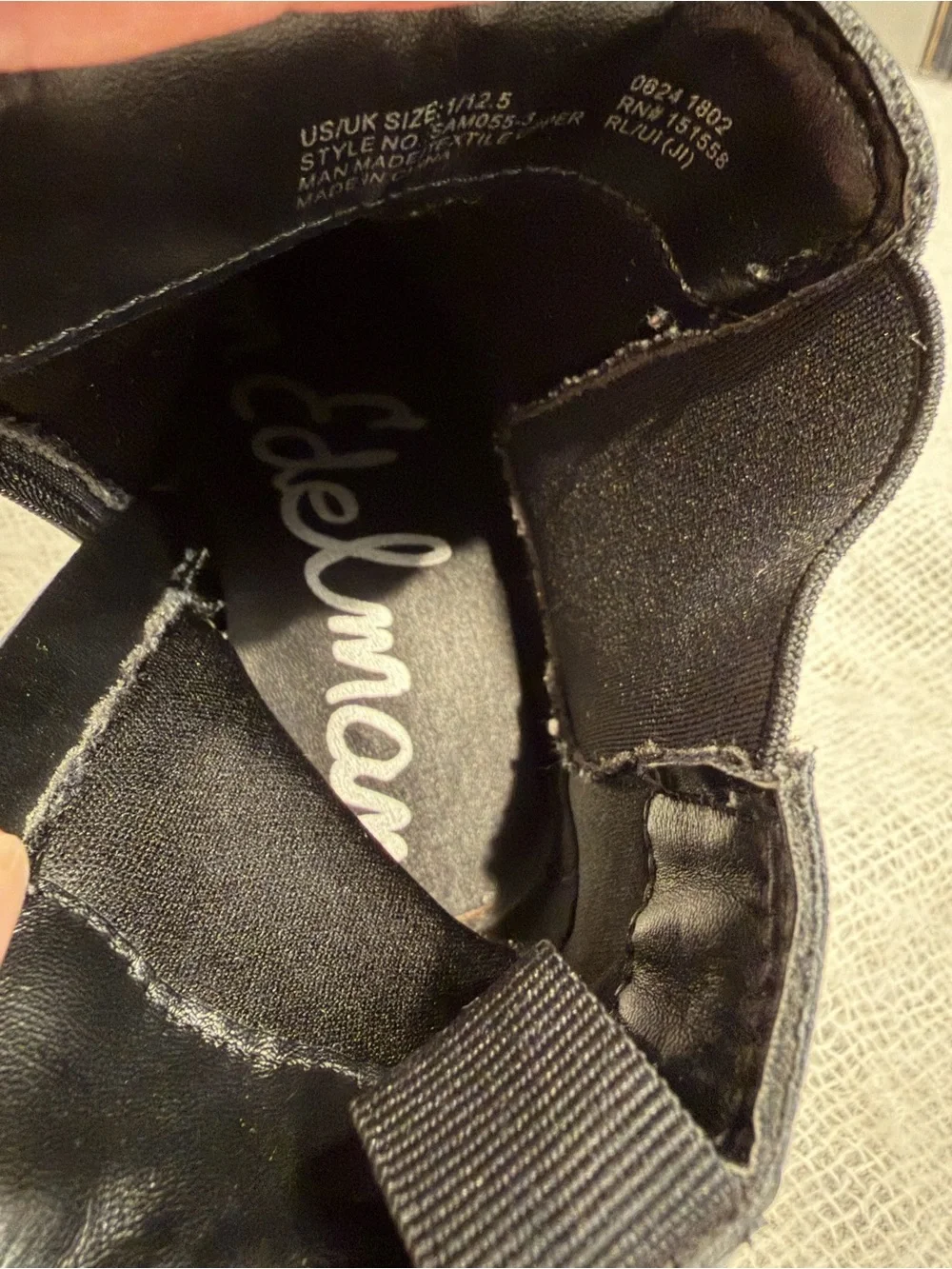 Sam Edelman KIDS' LAGUNA black CHELSEA BOOT size 1